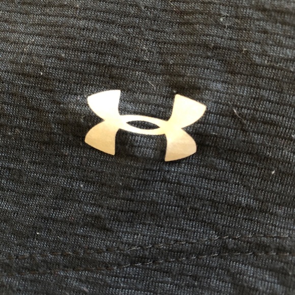 Under Armour Run black short sleeved shirt - Picture 3 of 3